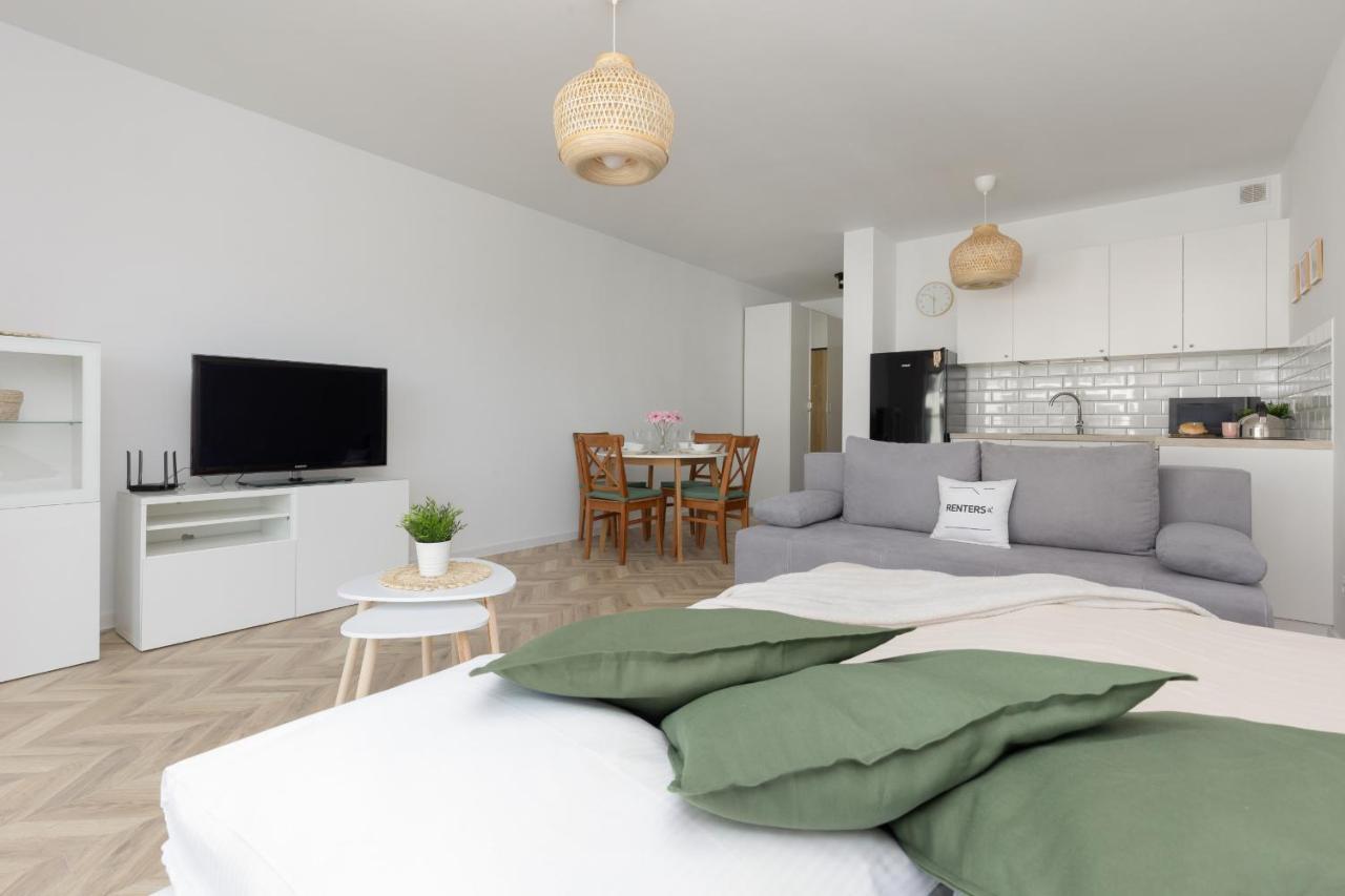 Ursus Sunny Studio For 4 Guests With Parking & Balcony By Noclegi Renters Warsaw Luaran gambar
